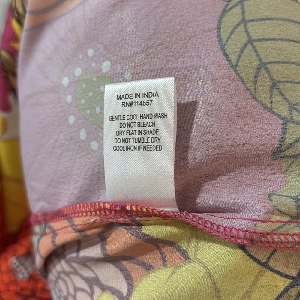 THML Floral Top SZ M NWOT - Picture 6 of 6